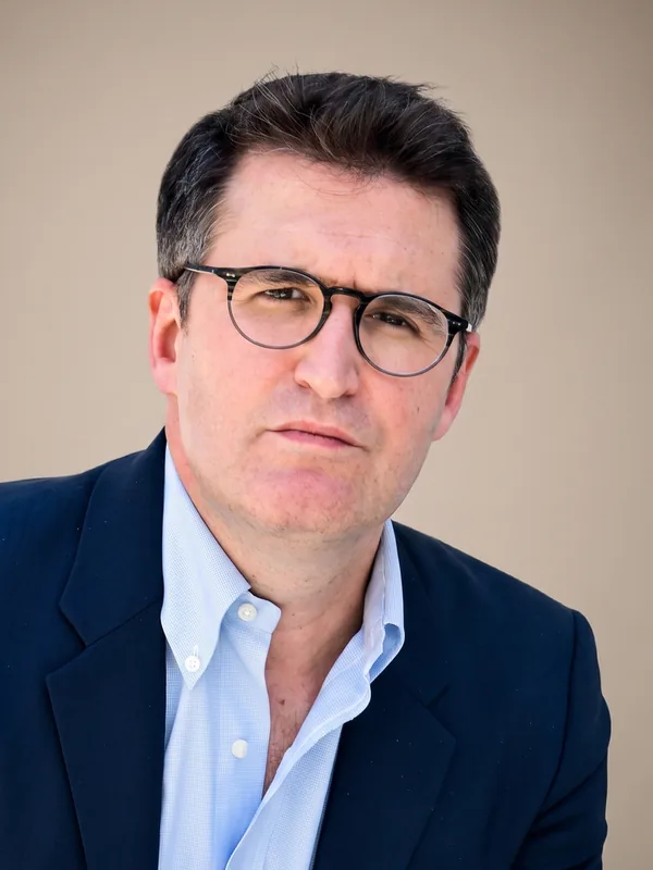 Daniel Lyons
